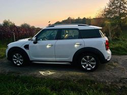 Weiß Gebraucht 2019 Mini One Countryman SUV | 16.999 € (Fairer Preis)