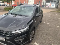 Schwarz Gebraucht 2023 Dacia Sandero Stepway Kleinwagen | 13.500 € (Guter Preis)