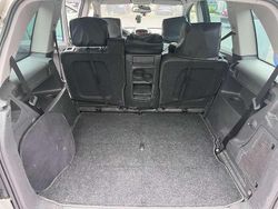 Grau Gebraucht 2007 Opel Zafira Sport Kombi | 2.200 € (Guter Preis)