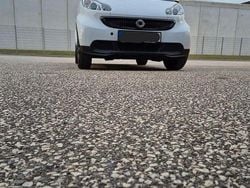 Weiß Gebraucht 2013 Smart ForTwo Coupé Pure Coupé | 3.699 € (Guter Preis)