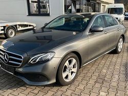 Grau Gebraucht 2018 Mercedes E200 Avantgarde Limousine | 17.500 € (Superpreis)