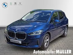 Blau Gebraucht 2022 BMW 218 Active Tourer Luxury Line Van / Kleinbus | 28.850 € (Fairer Preis)