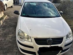 Weiß Gebraucht 2008 VW Polo Trendline Limousine | 700 € (Superpreis)