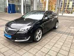 Schwarz Gebraucht 2017 Opel Insignia Edition Kombi | 12.199 € (Superpreis)