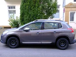 Grau Gebraucht 2015 Peugeot 2008 SUV | 7.699 € (Guter Preis)