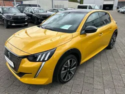 Faro gelb Gebraucht 2021 Peugeot e-208 GT Kleinwagen | 19.500 € (Fairer Preis)