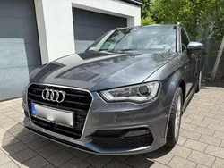Grau Gebraucht 2016 Audi A3 Sportback g-tron S-Line Limousine | 13.800 € (Fairer Preis)