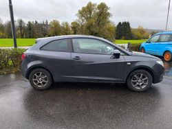 Schwarz Gebraucht 2011 Seat Ibiza SC Ecomotive Kleinwagen | 2.990 € (Teuer)