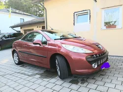 Rot Gebraucht 2007 Peugeot 207 Cabrio | 3.999 € (Etwas zu teuer)