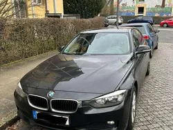 Schwarz Gebraucht 2013 BMW 320 Efficient Dynamics Limousine | 11.000 € (Guter Preis)