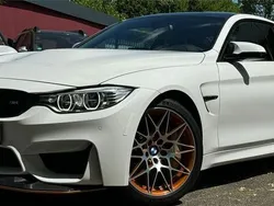 Weiß Gebraucht 2016 BMW M4 Performance Coupé | 83.900 €