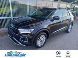 Deep black perleffekt Gebraucht 2024 VW T-Roc Life SUV | 23.490 € (Guter Preis)