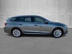 Grau Neu 2025 Skoda Octavia Kombi | 30.690 € (Superpreis)
