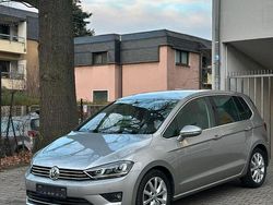 Grau Gebraucht 2016 VW Golf Sportsvan Van / Kleinbus | 13.999 € (Fairer Preis)