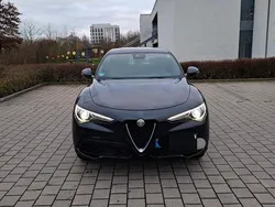 Schwarz Gebraucht 2018 Alfa Romeo Stelvio Super SUV | 21.000 € (Fairer Preis)