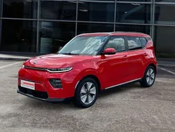 Rot Gebraucht 2019 Kia Soul EV Spirit SUV | 19.590 € (Etwas zu teuer)