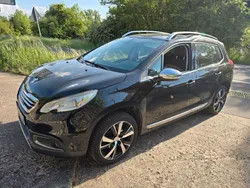 Schwarz Gebraucht 2013 Peugeot 2008 Allure SUV | 6.600 € (Guter Preis)