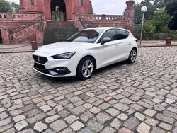 Weiß Gebraucht 2021 Seat Leon FR-Line Limousine | 20.200 € (Guter Preis)