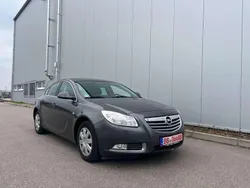 Grau Gebraucht 2010 Opel Insignia Limousine | 4.499 € (Fairer Preis)