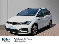 Pure white Gebraucht 2024 VW Touran Style Van / Kleinbus | 39.930 € (Guter Preis)