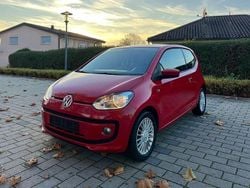 Rot Gebraucht 2012 VW up! high up! Kleinwagen | 4.300 € (Guter Preis)