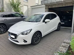 Weiß Gebraucht 2016 Mazda 2 Nakama Kleinwagen | 9.990 € (Fairer Preis)