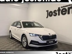 Weiß (candyweiss) Gebraucht 2022 Skoda Octavia Ambition Limousine | 20.990 € (Guter Preis)