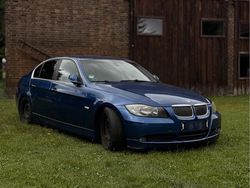 Blau Gebraucht 2008 BMW 325 Performance Limousine | 3.000 € (Superpreis)