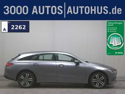 Grau Gebraucht 2023 Mercedes CLA200 Shooting Brake Kombi | 21.380 € (Superpreis)