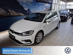 Weiß Gebraucht 2019 VW Golf VII Highline Limousine | 13.900 € (Guter Preis)
