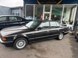 Schwarz Gebraucht 1990 BMW 730 Limousine | 8.999 €