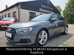 Monsungrau metallic Gebraucht 2019 Audi A3 Sportback S-line plus Limousine | 18.890 € (Fairer Preis)