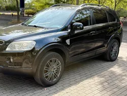 Schwarz Gebraucht 2008 Chevrolet Captiva SUV | 5.300 € (Teuer)