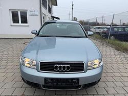 Blau Gebraucht 2001 Audi A4 Limousine | 2.950 € (Fairer Preis)