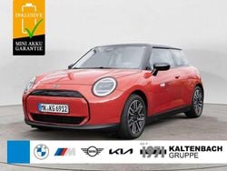Chili red Gebraucht 2025 Mini Cooper Classic Kleinwagen | 29.210 € (Superpreis)