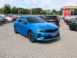 Blau Gebraucht 2023 Opel Astra Limousine | 24.990 € (Guter Preis)
