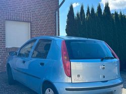 Blau Gebraucht 2005 Fiat Punto Kleinwagen | 3.100 €