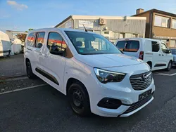 Weiß Gebraucht 2023 Opel Combo Ultimate Van / Kleinbus | 18.995 € (Fairer Preis)