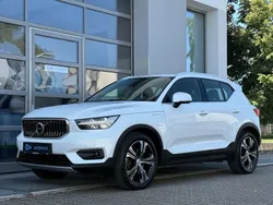 Weiß Gebraucht 2020 Volvo XC40 Inscription SUV | 22.790 € (Fairer Preis)