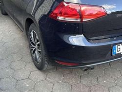 Schwarz Gebraucht 2017 VW Golf VII Allstar Limousine | 11.400 € (Fairer Preis)