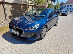 Blau Gebraucht 2019 Hyundai i30 Passion Plus Kombi | 15.000 € (Fairer Preis)