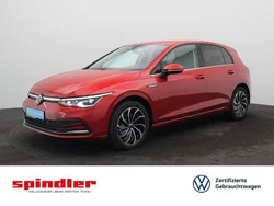 Kings red metallic Gebraucht 2024 VW Golf VIII Style Limousine | 30.280 € (Superpreis)