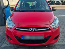 Rot Gebraucht 2012 Hyundai i10 Kleinwagen | 2.800 € (Fairer Preis)