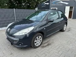 Grau Gebraucht 2010 Peugeot 206+ Basis Kleinwagen | 2.999 € (Teuer)