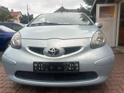 Silber Gebraucht 2005 Toyota Aygo Club Kleinwagen | 1.350 € (Guter Preis)