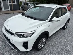 Weiß Gebraucht 2022 Kia Stonic Edition 7 SUV | 13.990 € (Guter Preis)
