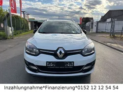 Weiß Gebraucht 2015 Renault Mégane III Bose Edition Limousine | 7.000 € (Fairer Preis)