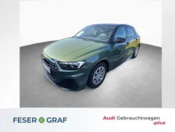 Distriktgrün metallic Gebraucht 2024 Audi A1 S-Line Kleinwagen | 26.890 € (Fairer Preis)