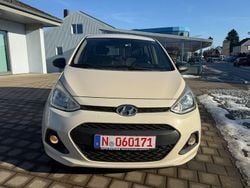 Beige Gebraucht 2014 Hyundai i10 Classic Kleinwagen | 2.900 € (Superpreis)