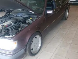 Violet Gebraucht 1993 Mercedes E320 Kombi | 16.900 €